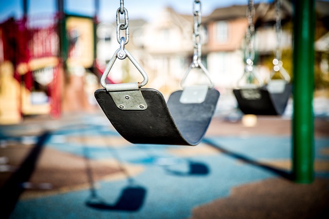 swing-1188131_640